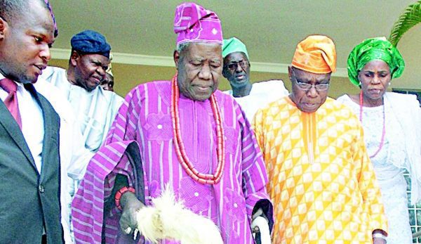 obasanjo and olubadan e1462488637578