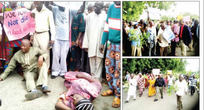 Two retirees slump at pension