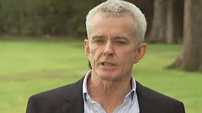 Malcolm Roberts