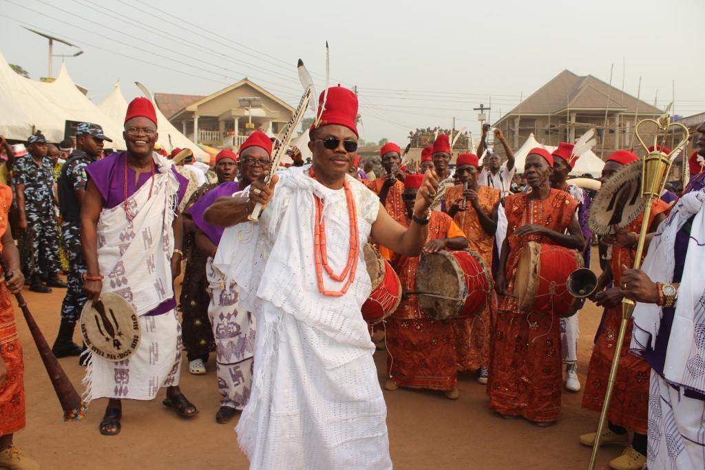 Gov. Willie Obiano in a traditional dance
