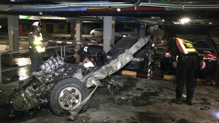 Bombs in Thai resort leaves one dead