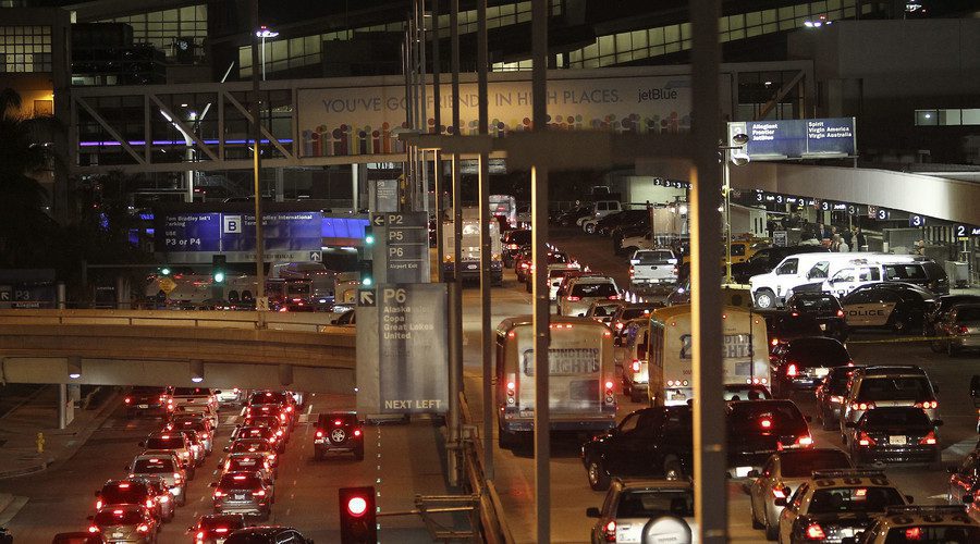 Los Angeles airport closed