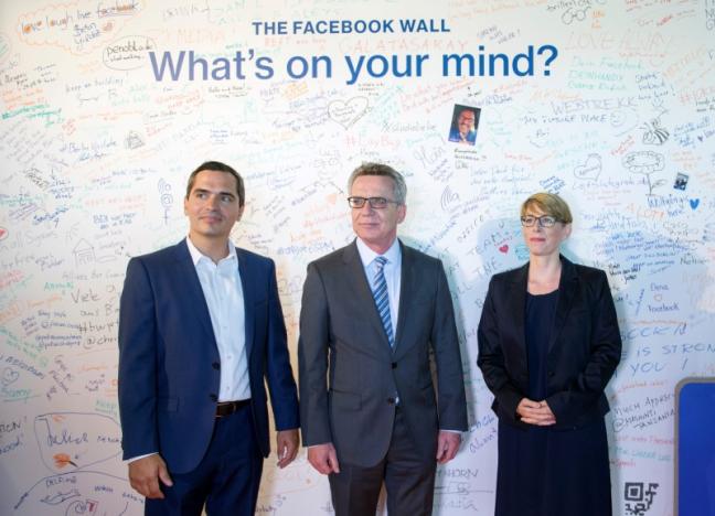 Germany wants Facebook to take initiative in fight against online hate