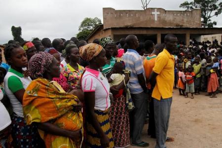 Ivory Coast evicts thousands of cocoa farmers to save forests