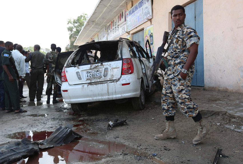 Gunmen in Somalia kill radio journalist