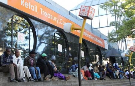 Zimbabwe tax agency says local bank notes plan worsens liquidity