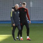 Manchester Citys Stones keen to test himself against Messi