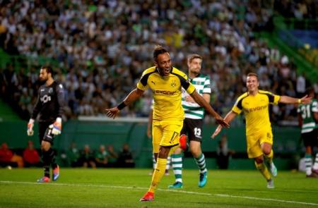 Dortmunds Aubameyang doubtful for Schalke derby coach