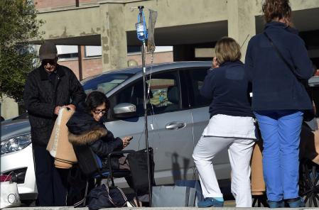 New earthquake rocks Italy buildings collapse but no deaths reported
