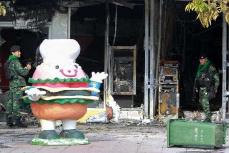 Insurgent bomb and gun attacks kill three in southern Thailand