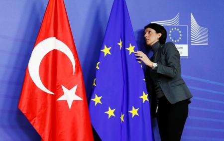 Austria and Balkan states prepare for collapse of EU Turkey deal