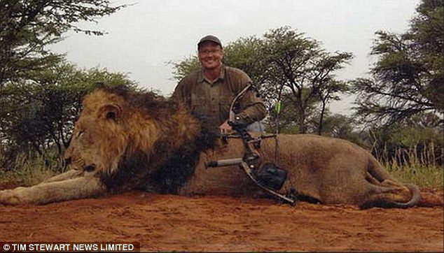 Zimbabwe court drops charges against hunter who helped kill Cecil the lion