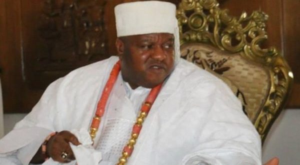 Oshimole sacks Uromi king
