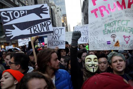 Protest against Trumps Triumph continues today in U.S. cities Thousands on the streets