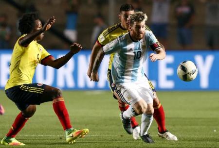 Messi magic puts Argentina back on World Cup track