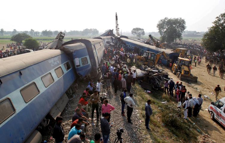 At least 90 killed as India train derails more than 150 injured 1