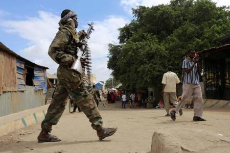 Bomb kills four Somali soldiers as forces mull attack on Islamic State