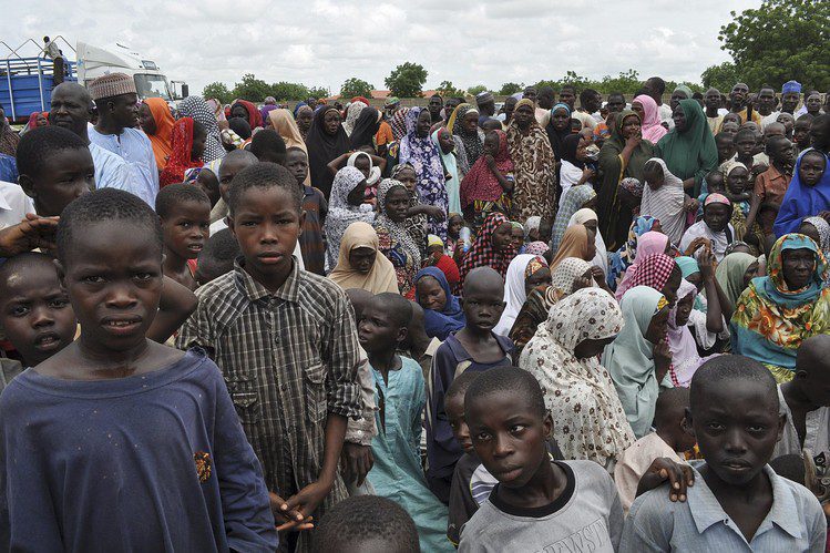 Helicopter aid reaches 45000 in Boko Haram hit northeast Nigeria UN