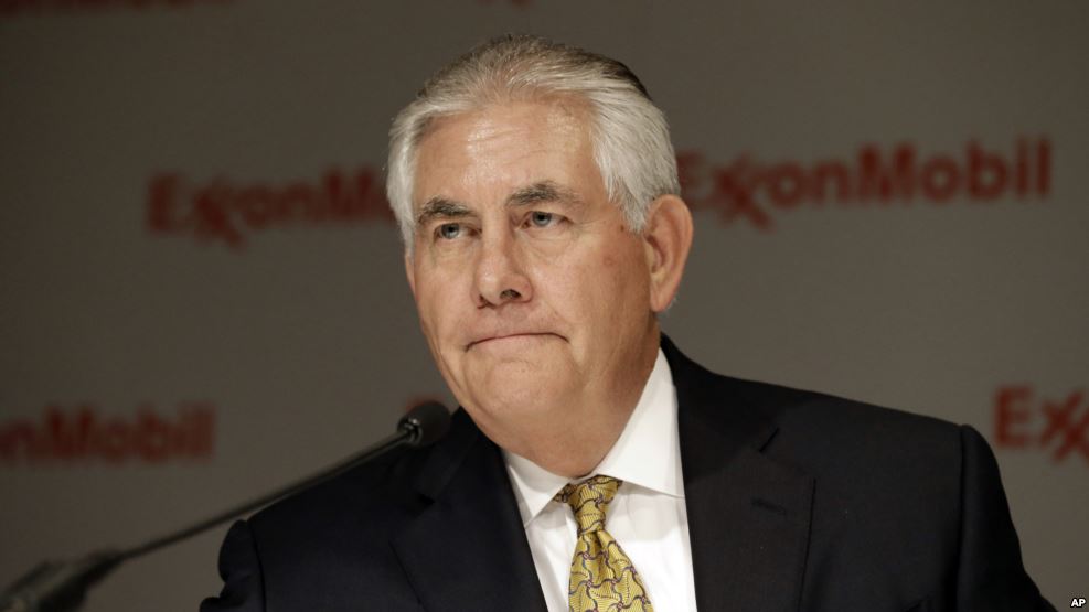 Exxon Chief Tillerson Emerges as Trumps Lead Contender for US Secretary of State
