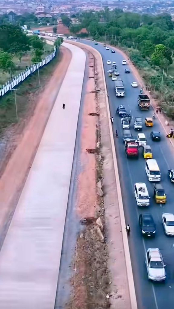 Works Ministry Fumes, Defends Highway Projects, Rejects Calls for Umahi’s Removal 4 1002755842